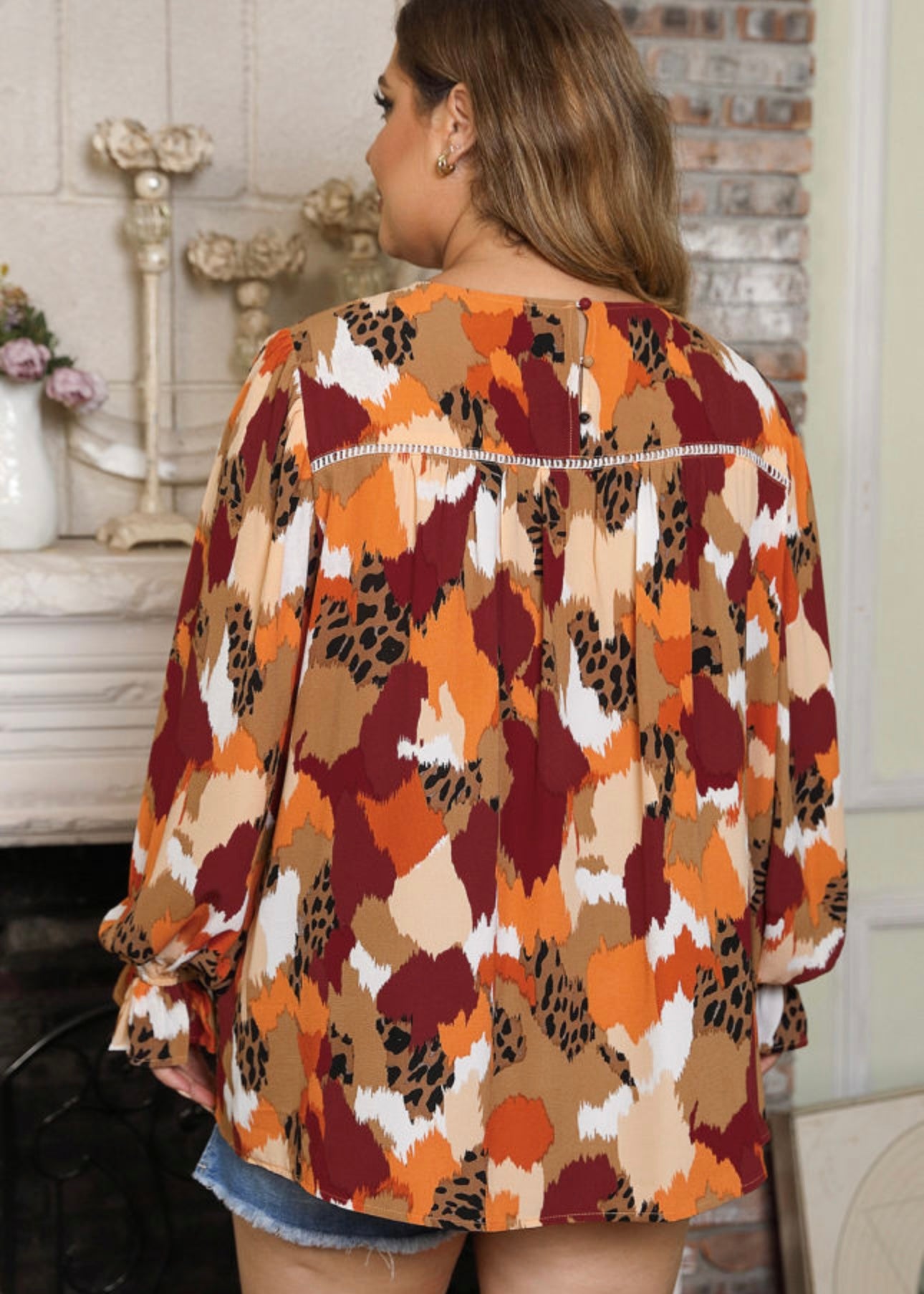 Abstract Sleeve Plus Size Puff Blouse